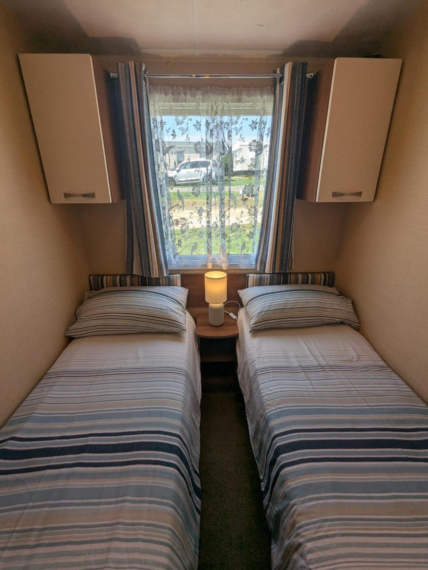 Lovely Family Dog Friendly Caravan On Littlesea Holiday Park Weymouth Haven Wyke Regis Eksteriør billede